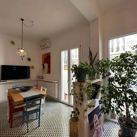 Apartment Charming With Baroque View - *