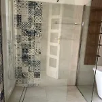 Charming With Baroque View - شقة ليتشي