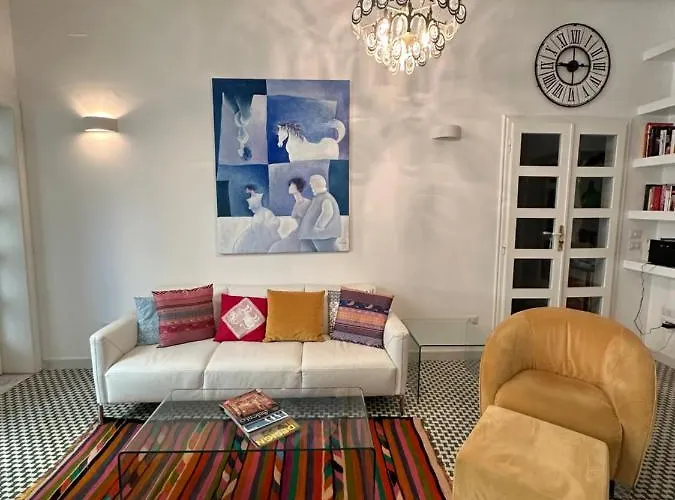 アパート Charming With Baroque View -