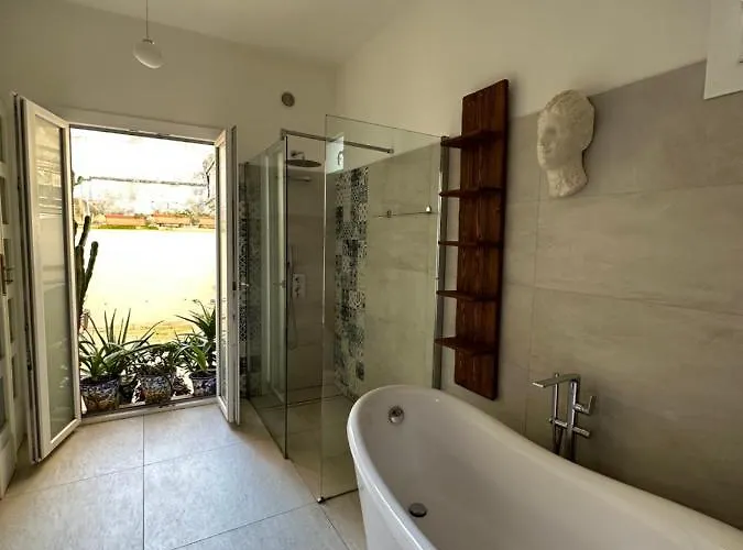 Apartment Charming With Baroque View -