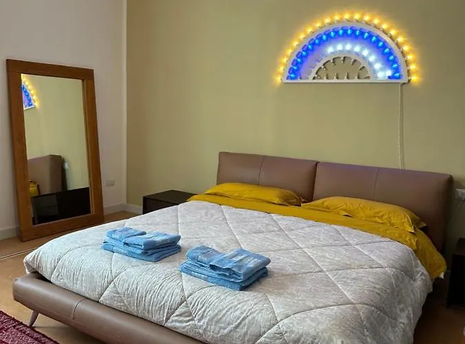 Charming With Baroque View - アパート レッチェ