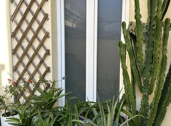 Charming With Baroque View - アパート レッチェ